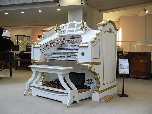 אורגן התיאטרון Mighty Worlitzer במוזיאון לכלי נגינה